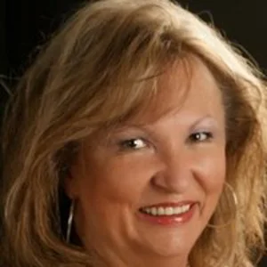 Shelley Waddington