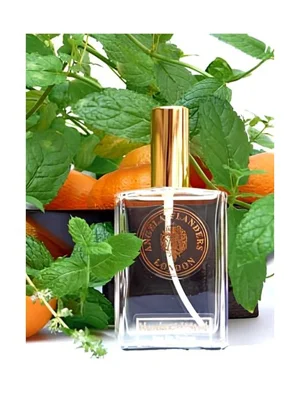 Mandarin & Mint Eau de Parfum bottle