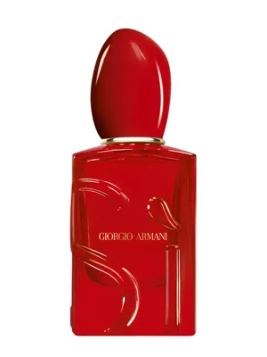 Sì Passione Red Musk Eau de Parfum bottle
