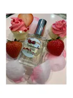 Sérénade aux Fraises by Kyse Perfumes