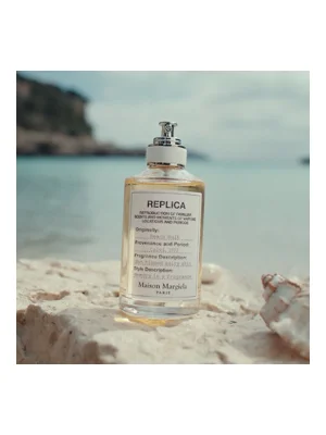 Beach Walk Eau de Toilette bottle