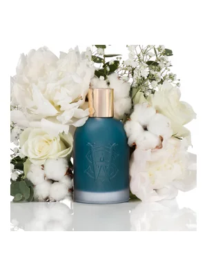 Powder Ballad Extrait de Parfum bottle